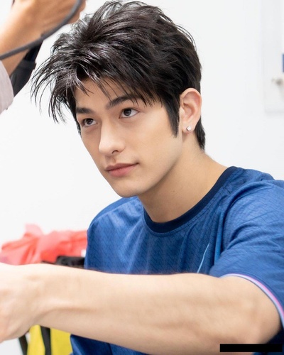 卢克·普劳顿的写真