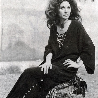 苏德·霍斯尼的写真