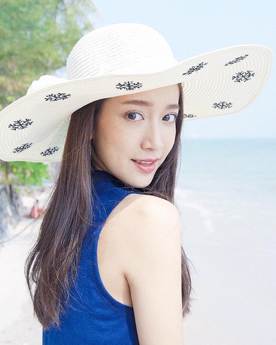 卡丽塔·桑萨欧帕的写真