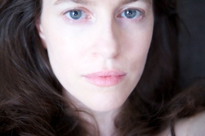 安玛丽·劳莱丝的写真