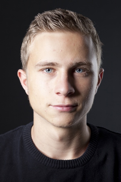 麦克斯·胡巴赫的写真