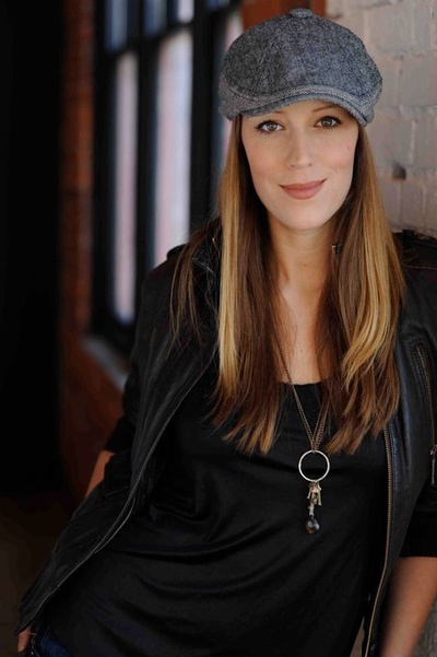 伊丽莎白·韦恩斯坦的写真