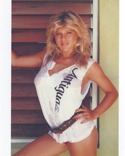 萨曼莎·福克斯的写真-SAMANTHA FOX