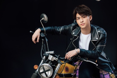 陈泽轩的写真-陈泽轩