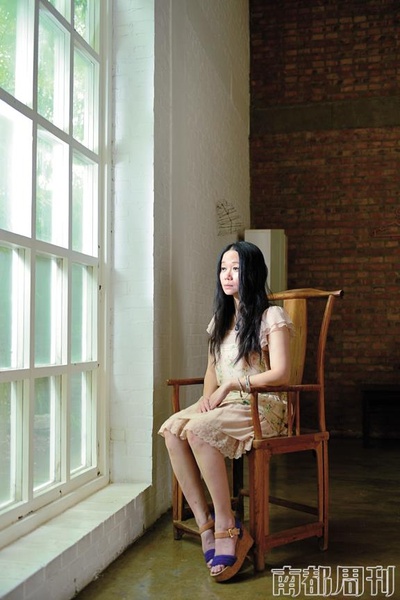 吴虹飞的写真-她刚成立了一个新乐队...