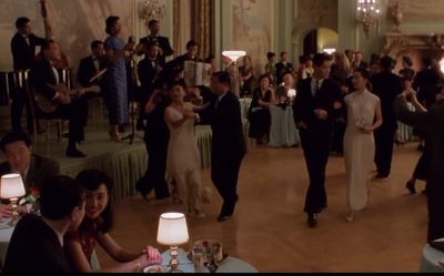 杨二车娜姆的写真-传说《喜福会》里站在...