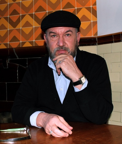 巴瑞·普维斯的写真