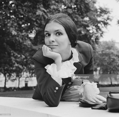 爱琳娜·帕翠斯库的写真