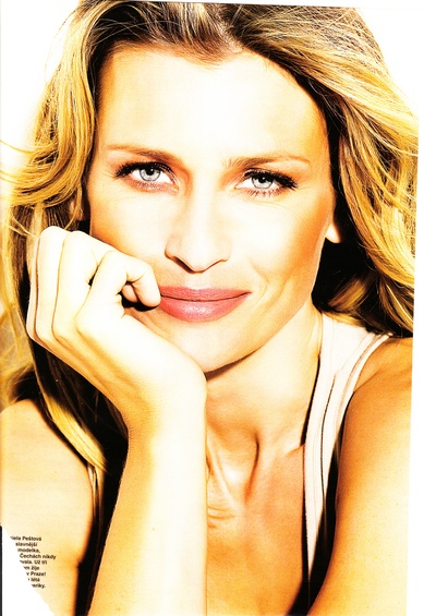 丹妮拉·普斯特娃的写真