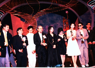 胡伟立的写真-《梁祝》的音乐备受业...