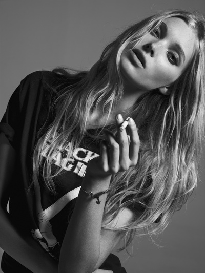 艾尔莎·霍斯卡的写真