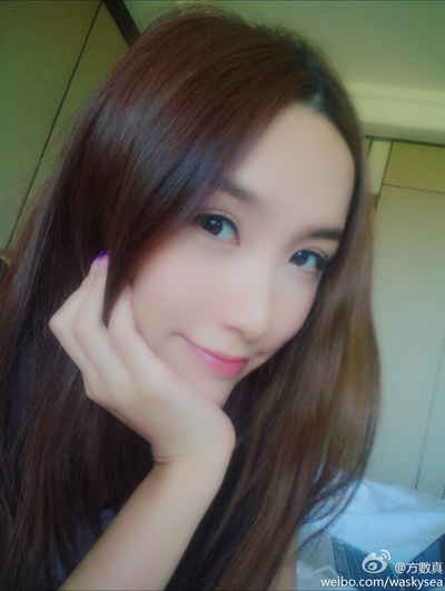 方妍心的写真-方数真 Betty