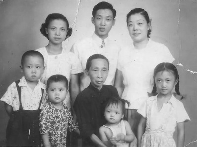 丁玲玲的写真-顾笑声、丁玲玲夫妇和...