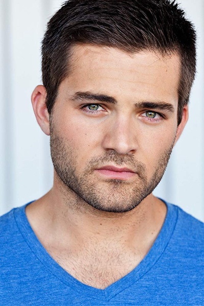 雷利·麦克伦顿的写真