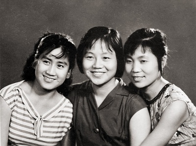 王玉珍的写真-第一代“刘三姐”傅锦...