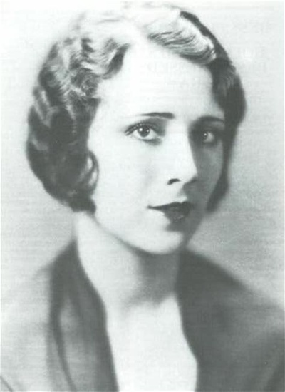 贝丝·弗劳尔斯的写真