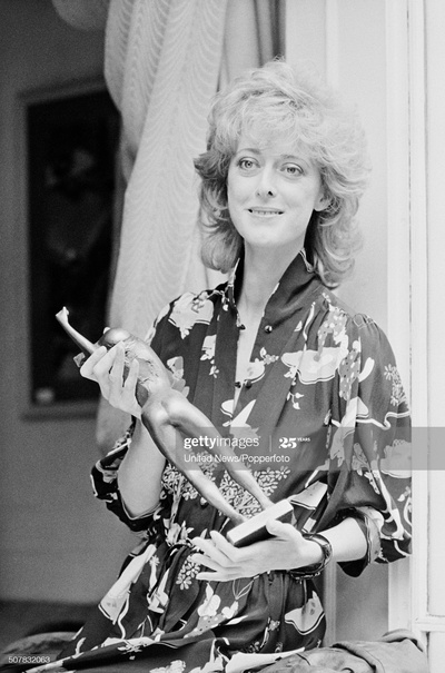 玛丽亚·艾特肯的写真