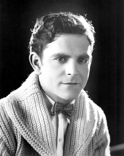 格伦·特莱昂的写真