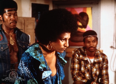 鲍勃·米诺的写真-Pam Grier and Bob Mi...