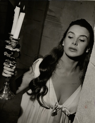 埃莱奥若拉·罗西·德拉哥的写真