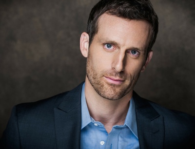 威尔·麦克法登的写真