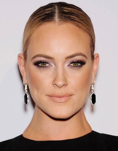 皮塔·默格特洛伊德的写真