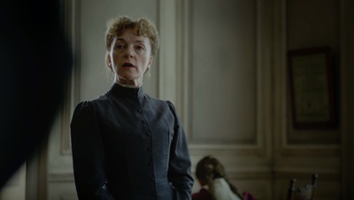 温迪·诺丁汉的写真-2011《绛红雪白的花...