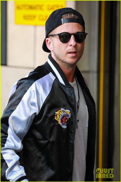 瑞恩·泰德的写真