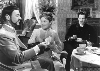 厄拉·亚科布松的写真-夏夜微笑