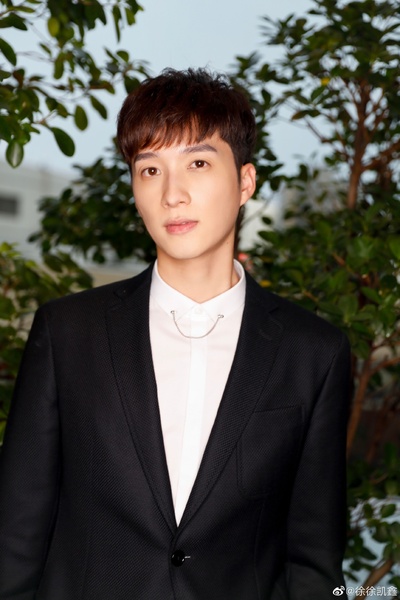 徐凯鑫的写真