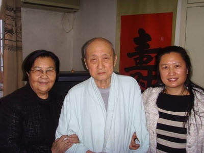 黄宗江的写真-黄宗江（中）