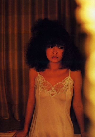 甲斐智枝美的写真