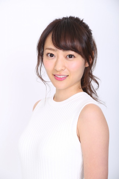 小谷里步的写真