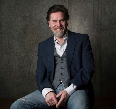 戴维·启利的写真