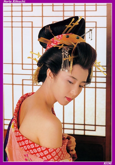 菊地则江的写真