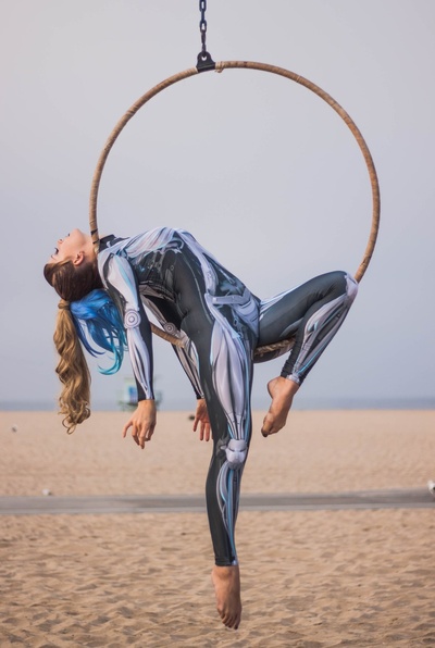 尼雅迪恩的写真