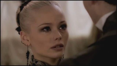 叶莲娜·科里科娃的写真-情迷截图，03-04年