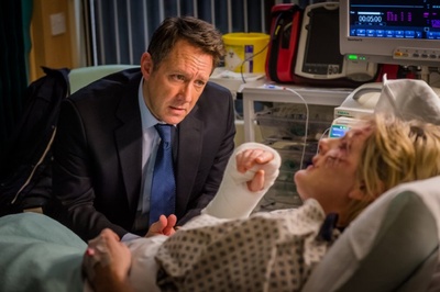 艾伦·麦肯纳的写真-Happy Valley ep05