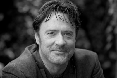 多米尼克·古尔德的写真