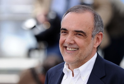 阿尔贝托·巴贝拉的写真