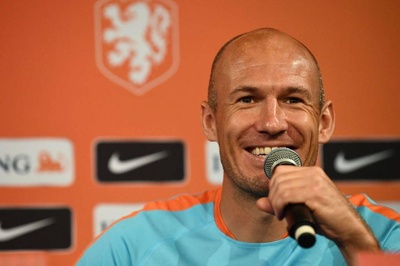 阿尔扬·罗本的写真