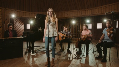 马洛里·贝克特尔的写真