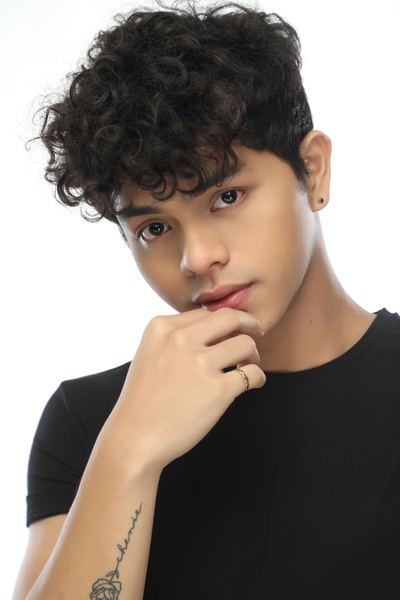 科科伊·德·桑托斯的写真-hi baby