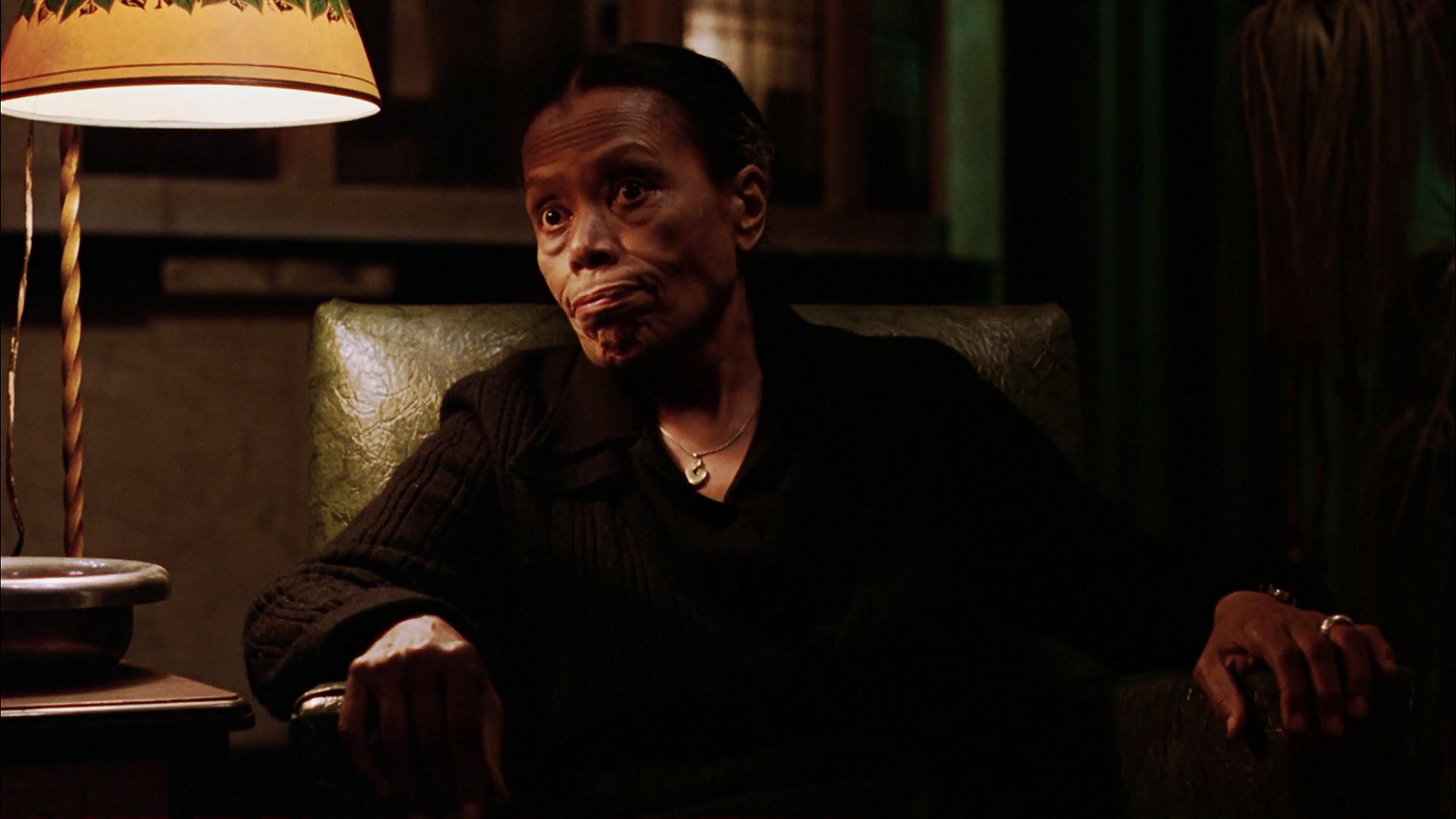 露丝·阿塔韦的写真-露丝·阿塔韦