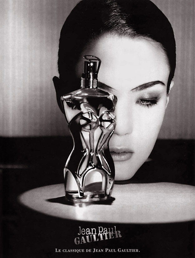 宁嘉·萨拉撒罗的写真