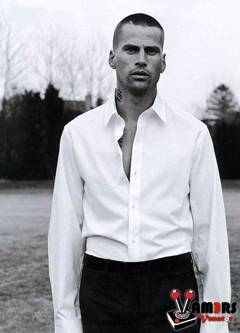 马克·万德鲁的写真