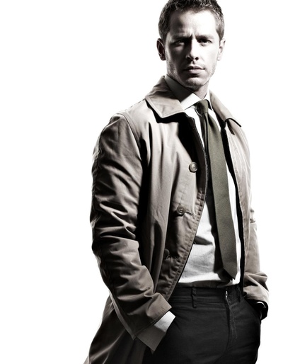 乔希·达拉斯的写真