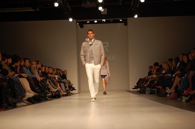 尼克·贝特曼的写真