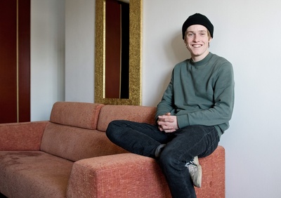 路易斯·霍夫曼的写真-Erst 19 und schon Eu...