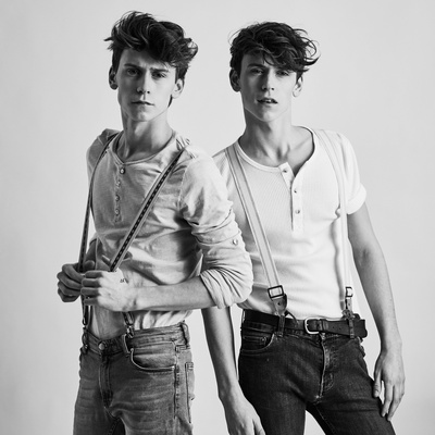 埃米尔·贝尔顿的写真